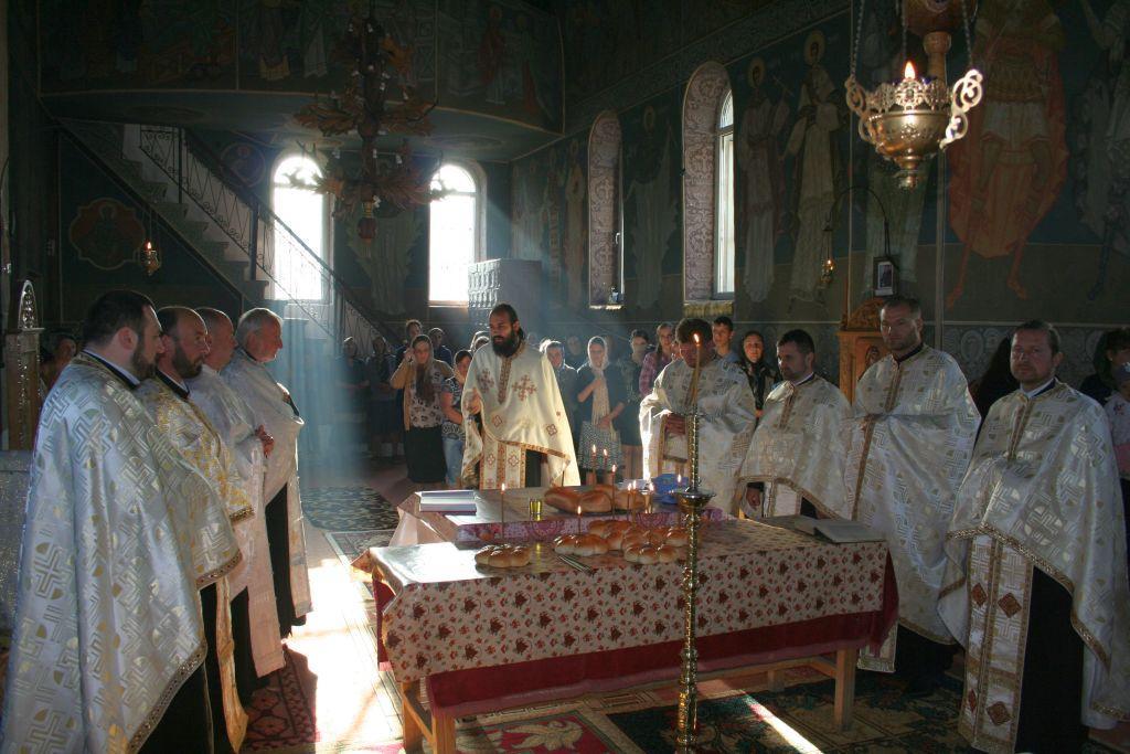 Hramul Parohiei Hoisesti 2015