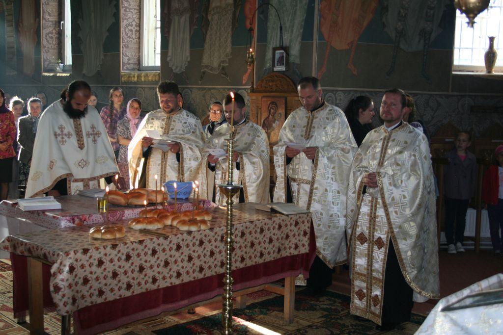 Hramul Parohiei Hoisesti 2015