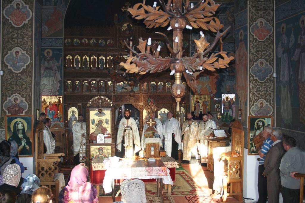 Hramul Parohiei Hoisesti 2015 