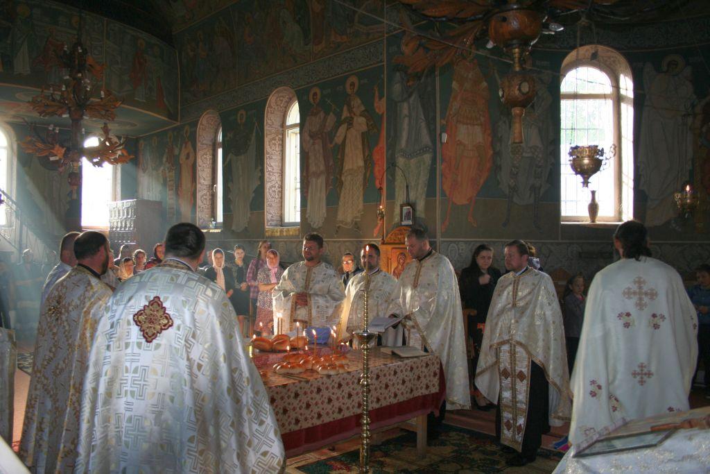 Hramul Parohiei Hoisesti 2015 